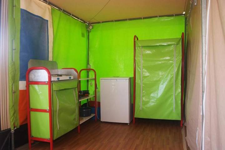 Camping pour 4 personnes, avec jardin ainsi que piscine et terrasse à Palamós - 4