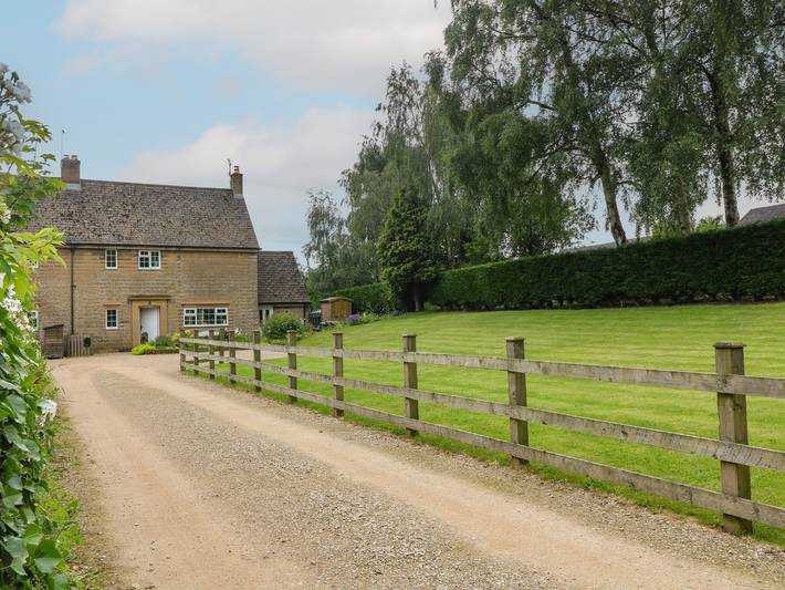 Casa rural para 6 personas con jardín in Hopton (Derbyshire), Derbyshire