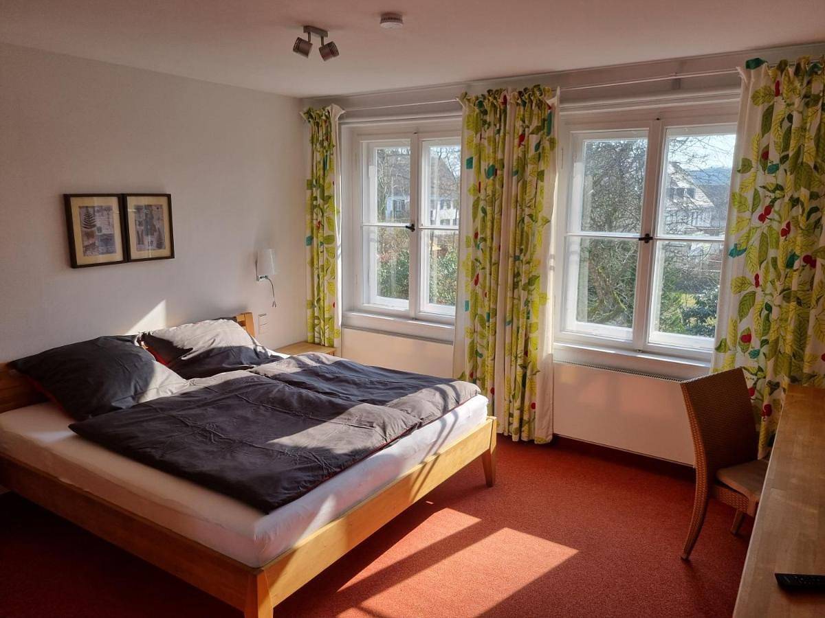 Appartement entier, Bms Balance - für bis zu 10 Personen, Natur, Entspannung, King Size Bett, Free Parking, Top Lage, Tv Stick in Wolfsburg, Région de Brunswick