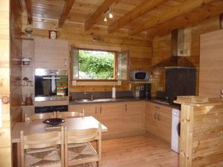 Gîte pour 10 personnes, avec jardin et terrasse, animaux acceptés dans les Pyrénées - 4