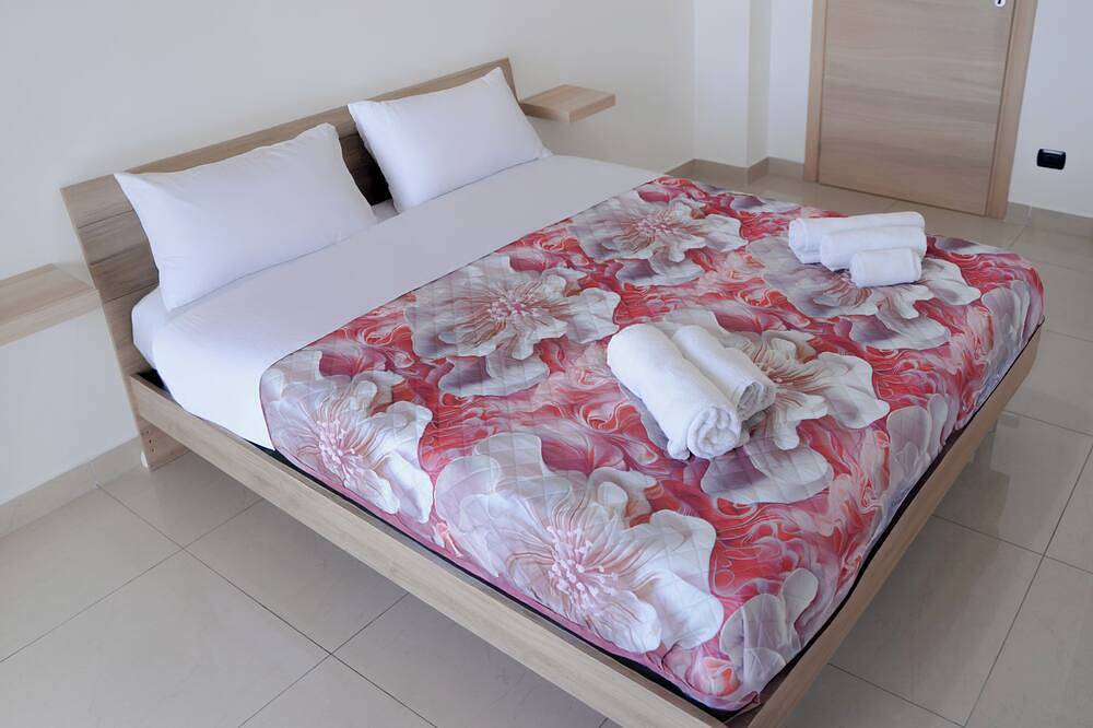Ganze Wohnung, Sea&Relax-free parking sea view in Neapel, Neapel Provinz