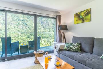 Villa for 6 Guests in São Vicente (Madeira), Madeira, Picture 4