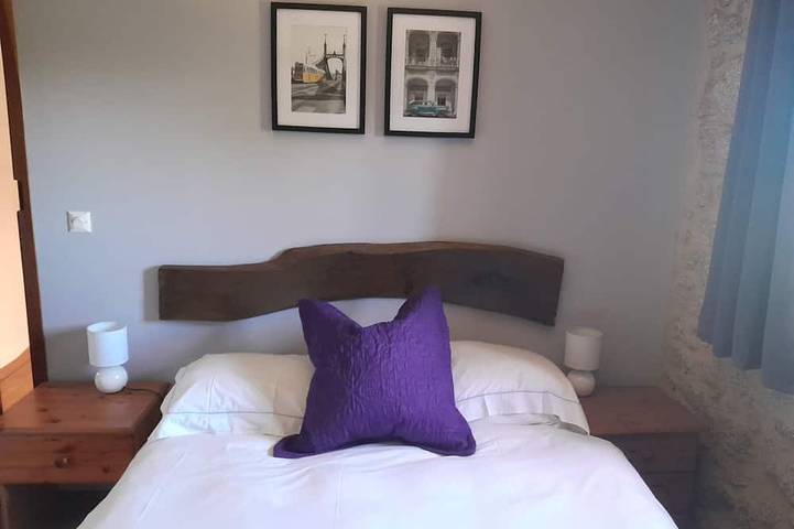 Location de vacances pour 4 personnes, avec piscine ainsi que jardin et terrasse à Piégut-Pluviers - 3