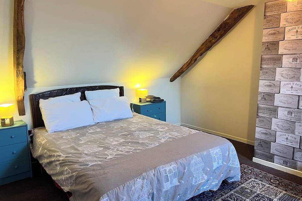 Charmant chalet du 17ème siècle + Clim 8 p in Saint-Mayeux, Cotes-d'Armor
