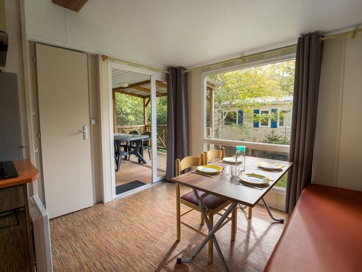 Camping für 4 Personen, mit Pool und Terrasse in Lothringen - 3
