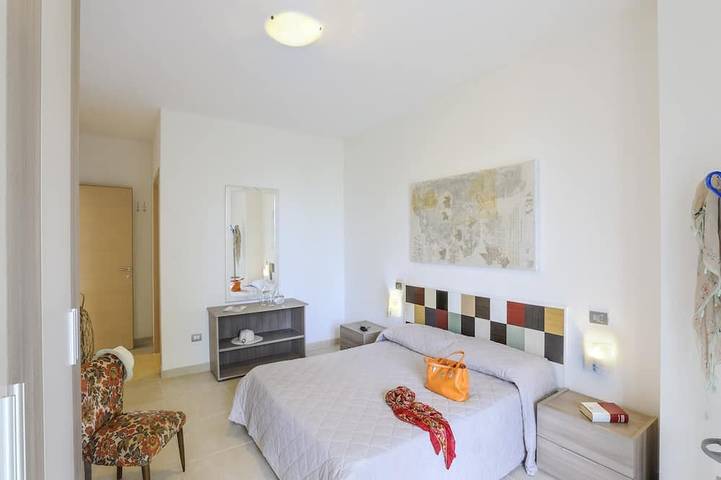 Location de vacances pour 25 personnes, avec jardin ainsi que piscine et balcon à Tavullia - 4