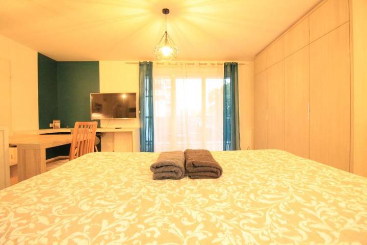 Gîte pour 3 personnes, avec balcon et jacuzzi à Arpajon - 3