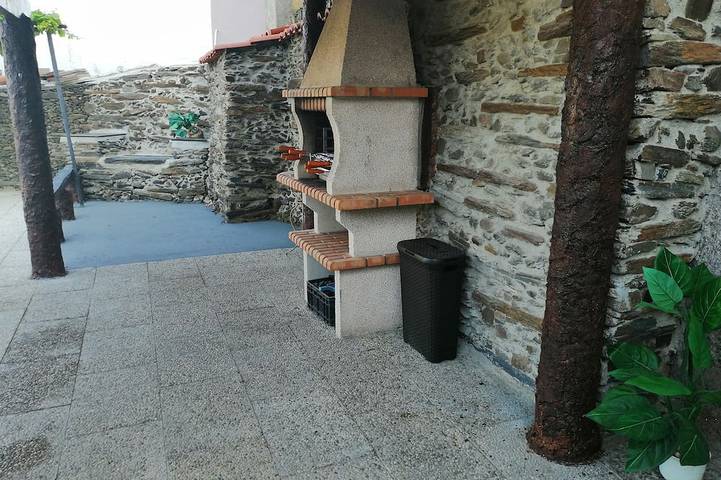 Gîte pour 8 personnes, avec jardin