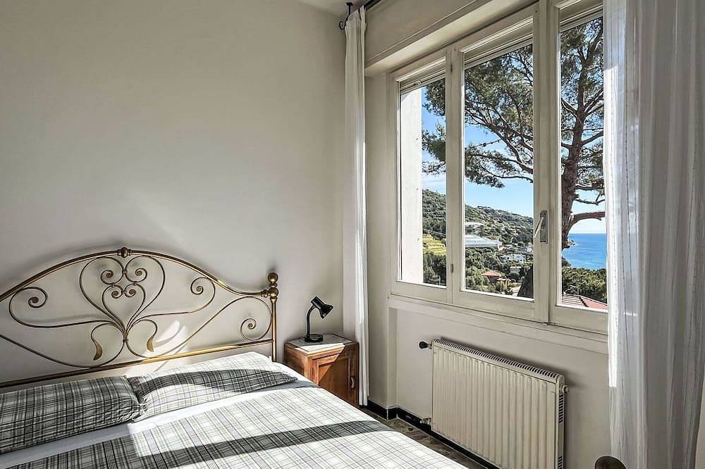 Beautiful private villa for 7 people with Tv and terrace in San Lorenzo al Mare, Riviera di Ponente