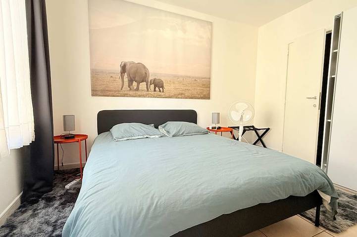 Appartement entier, Bright & Refined Apartment in the Heart of the Eu Quarter in Bruxelles, Flandre