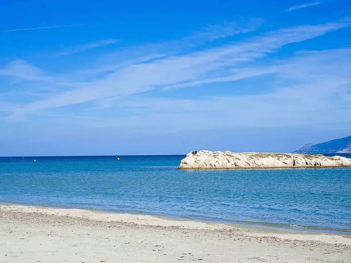 Gîte pour 4 personnes, avec balcon et piscine dans Plage de la Roya - 3