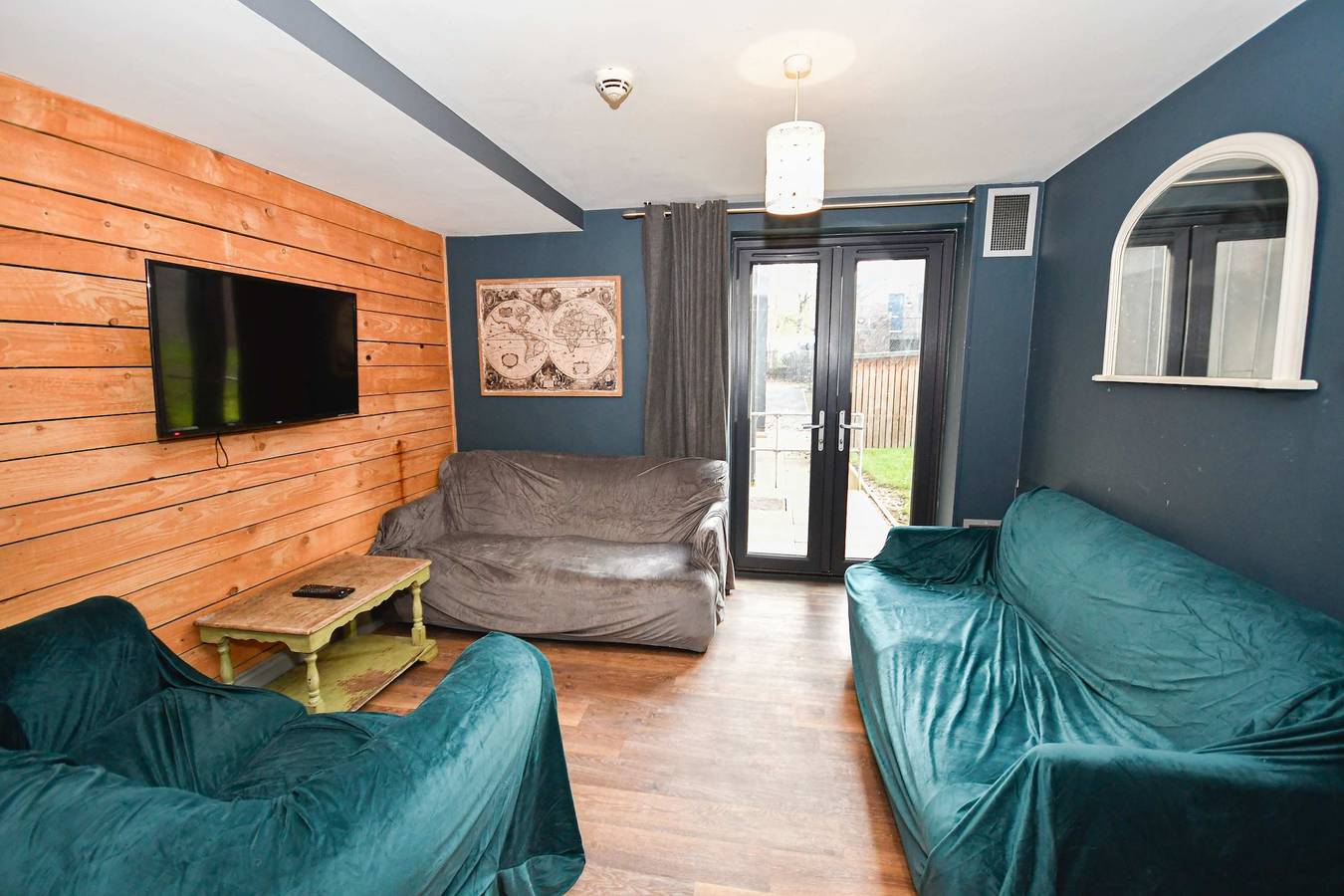 Apartamento entero, 3 Private Rooms in Shared Apartment with Kitchen in Leeds, Yorkshire del Oeste