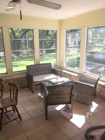 Vacation Home for 4 Guests in San Antonio, Bexar County, Picture 2