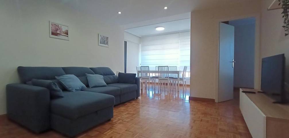 Ferienwohnung für 6 Personen, mit Balkon und Ausblick - 1
