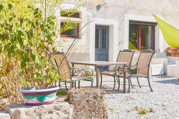 Gîte pour 2 personnes, avec vue ainsi que jardin et terrasse, animaux acceptés à Mouthier-Haute-Pierre - 3