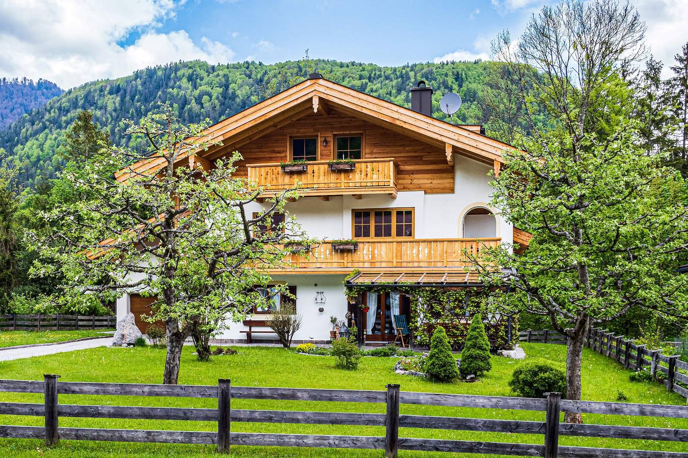 Geheel vakantieappartement, Vakantieappartement voor 4 personen met balkon in Schönau am Königssee, Berechtesgardener Alpen