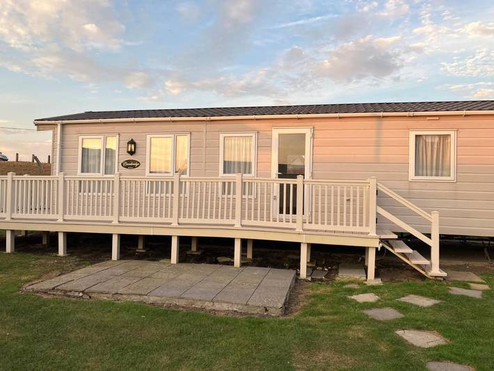 Camping for 6 people, with pool and terrace, with pets in Kent