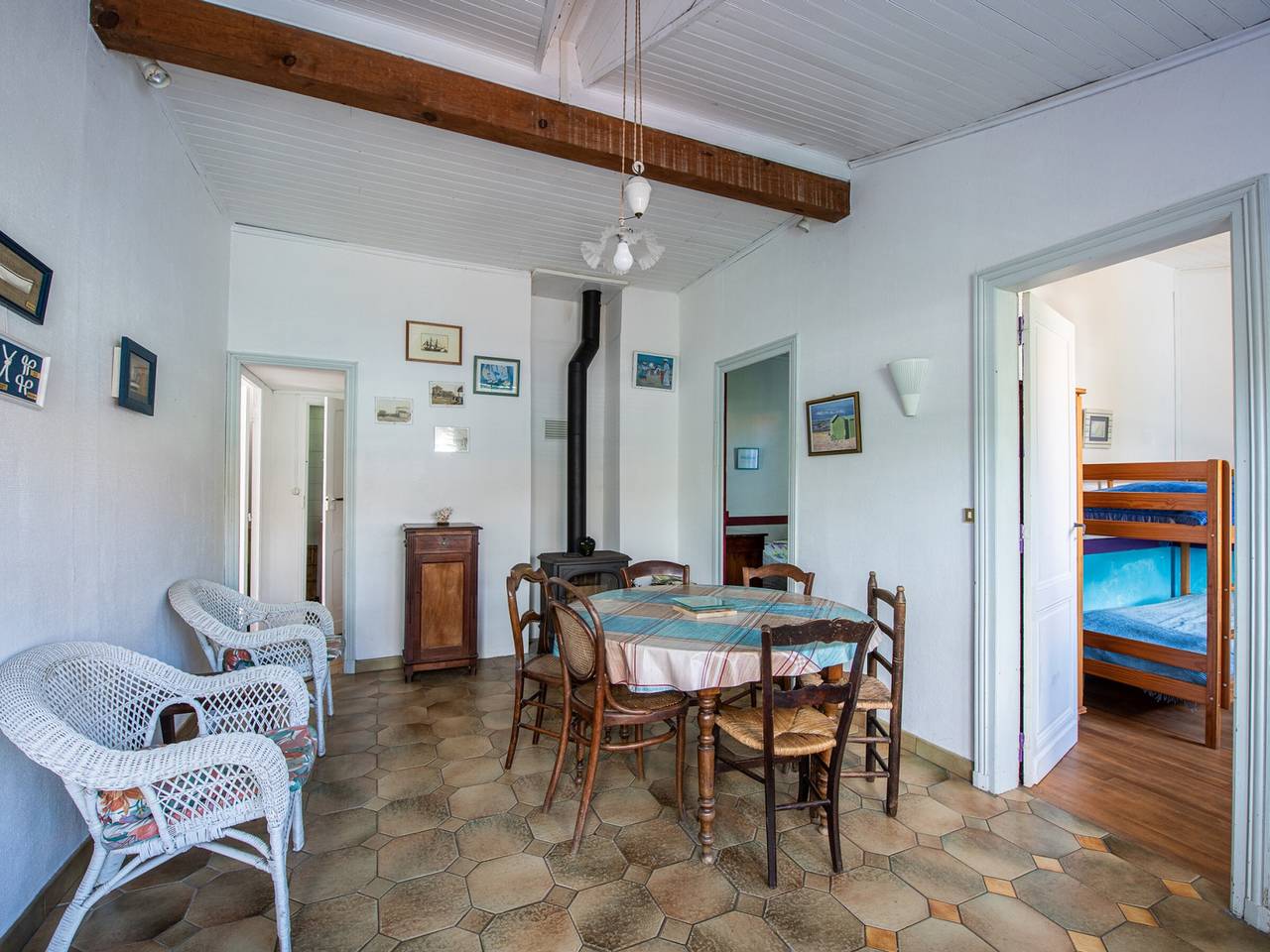 Maison Typique 3 Chambres, Proche Océan, Jardin Clôturé, Animaux Admis in Biscarrosse Plage, Biscarrosse