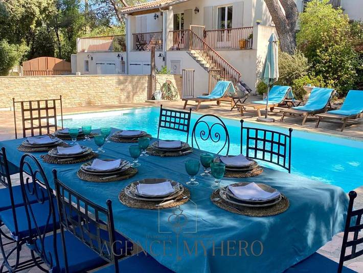 Location de vacances pour 8 personnes, avec jardin et terrasse ainsi que vue et piscine, animaux acceptés à Saint-Georges-d'Orques - 2