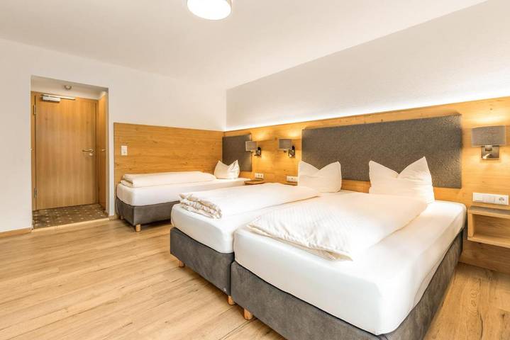 Hotel für 2 Personen, mit Terrasse und Garten in Holzkirchen - 2