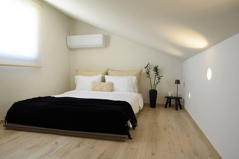 Kalos Luxury Homes, Beach Loft Iii Sea View Private Jacuzzi in Ίστρον, Lasithi