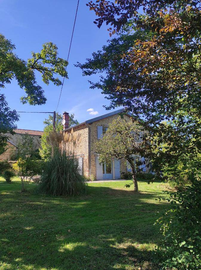 Le Fournil des Jardins d'Ayaël in Ozenay, Région de Mâcon