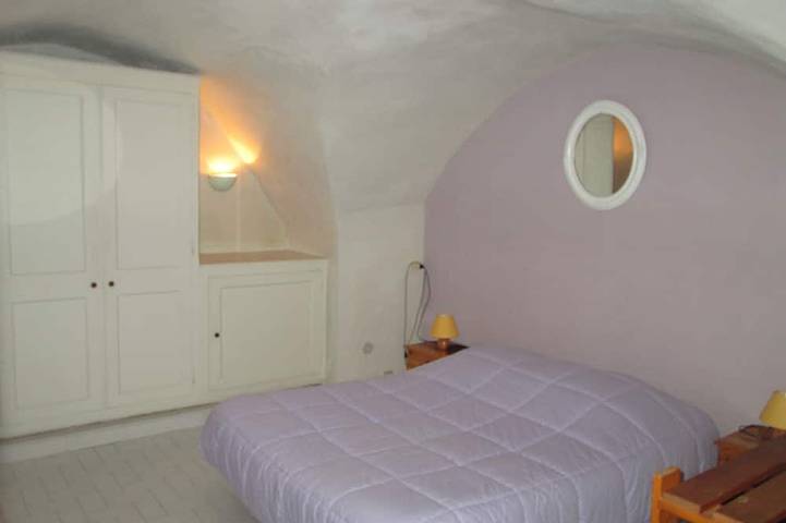 Location de vacances pour 6 personnes, avec terrasse à La Garde-Adhémar - 2