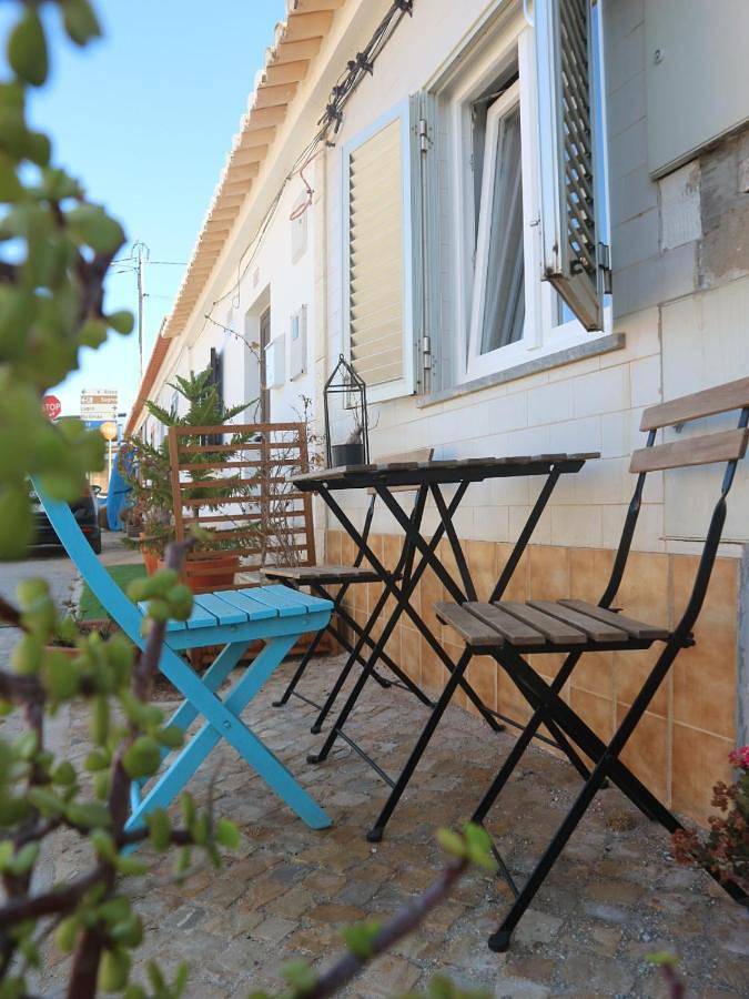 Casa de férias para 4 pessoas, com terraço e vista, com animais de estimação em Vila do Bispo