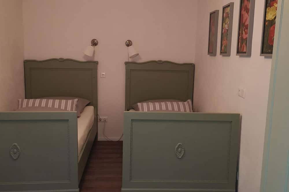 Ganze Wohnung, Ferienwohnung Vis-a-Vis in Dernbach, Südliche Weinstraße