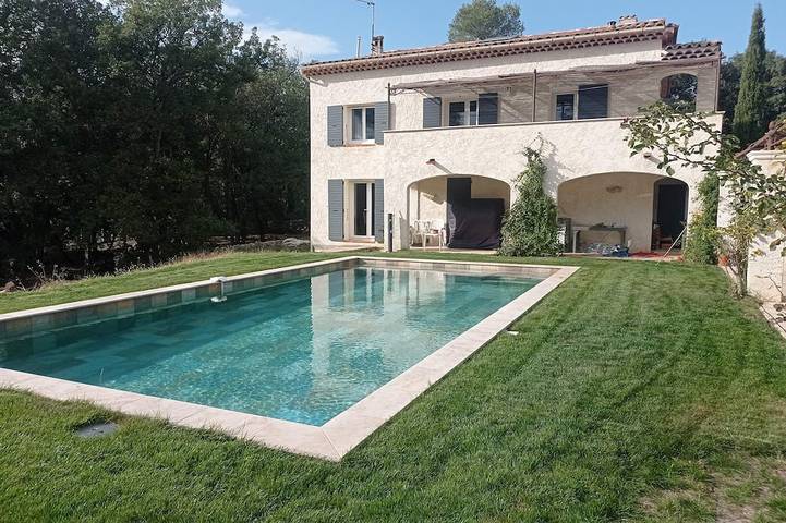 Maison de vacances pour 10 personnes, avec jardin à Les Arcs (Var)