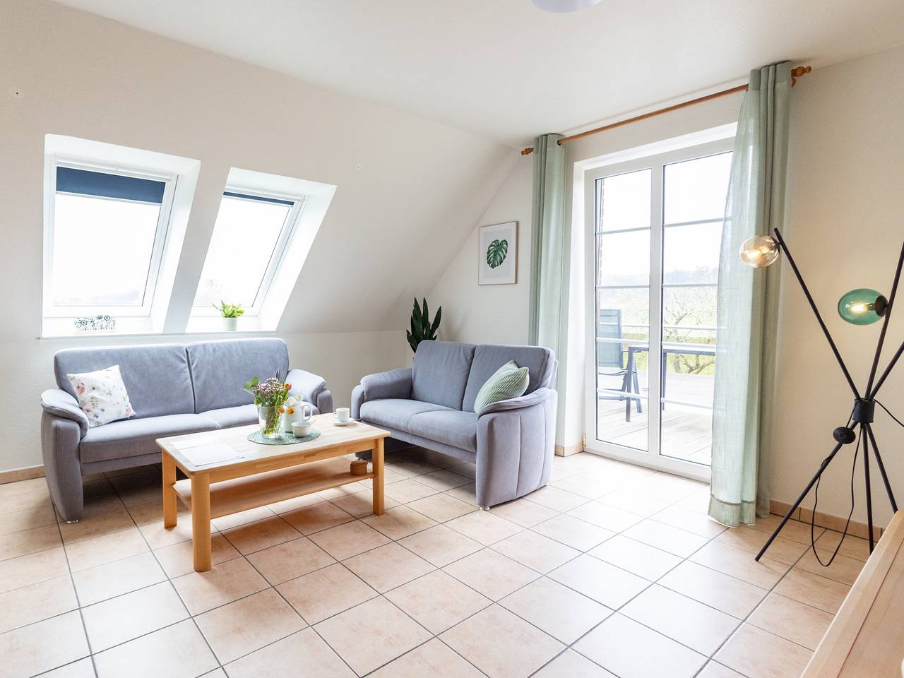 Ferienhaus Feldgeflüster - Whg. Himmelblau in Hattstedt, Nordfriesland