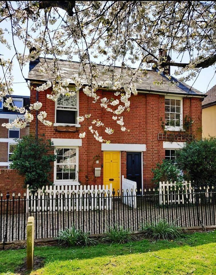 Quaint 2Bed Cottage w/fireplace in central Ashford in Ashford, Ashford und Umgebung