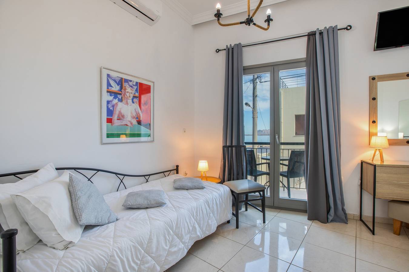 Habitación 'Porto Chania B3' con jardín compartido, Wi-Fi y aire acondicionado. in Splantzia, Region de Chania