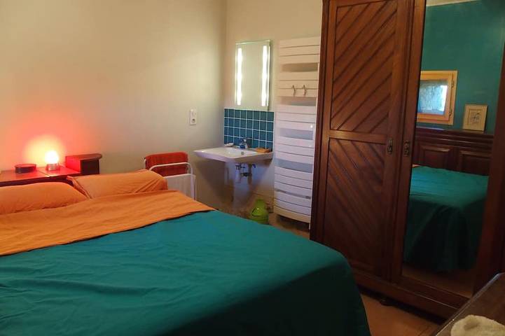 Gîte pour 30 personnes, avec jacuzzi ainsi que sauna et jardin, animaux acceptés dans le Gers - 2