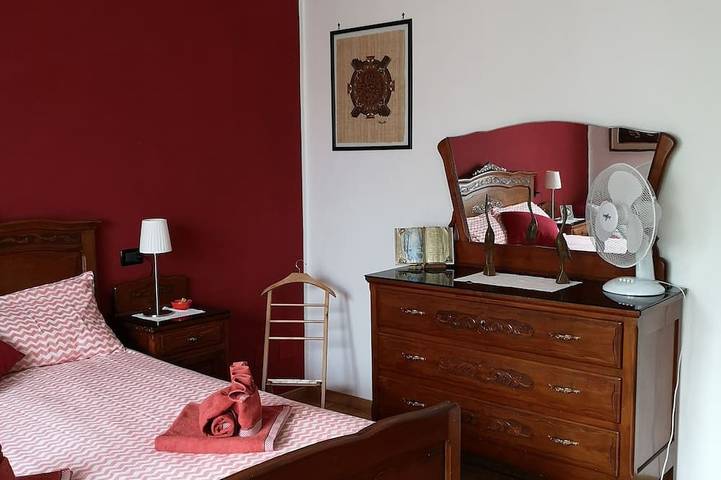 Gîte pour 6 personnes, avec balcon et jardin, animaux acceptés à Bussolin - 4