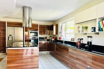 Holiday Rental for 8 People in Dundee, Angus, Photo 4