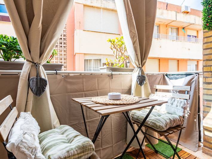Apartamento de vacaciones para 4 personas, con balcón - 1