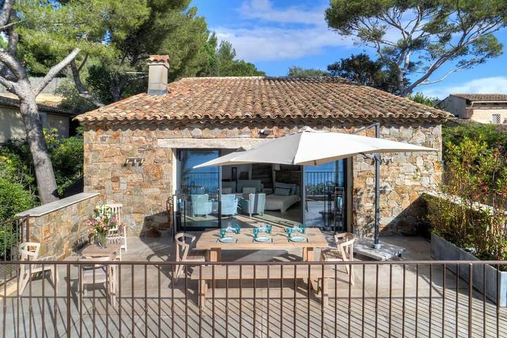 Location de vacances pour 10 personnes, avec jacuzzi dans Plage de Gigaro - 4