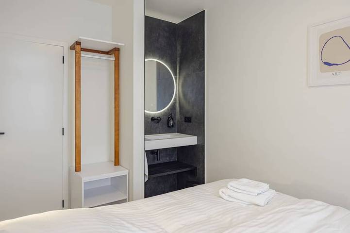 Ferienhaus-Eigenes Badezimmer in Chimay, Hennegau