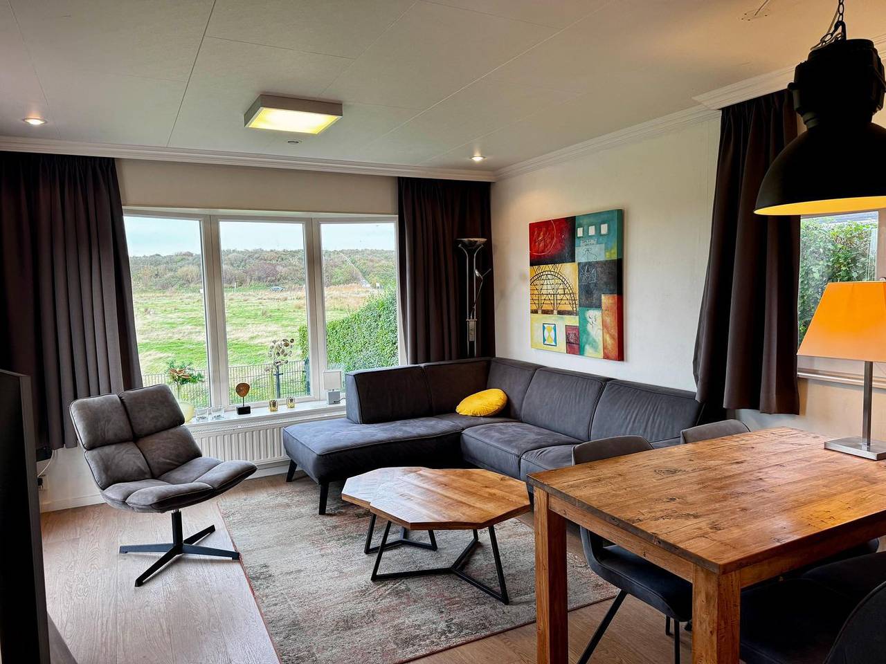 "Willkommen im Chalet Duneview: Ihr Traumurlaub an der Nordsee!" in Zeeuwse Kust