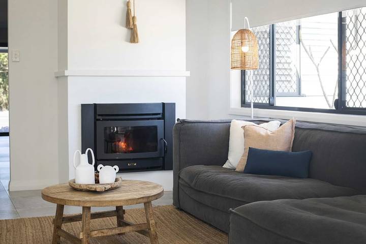 Holiday home for 10 people, with balcony and garden as well as pool in Yamba