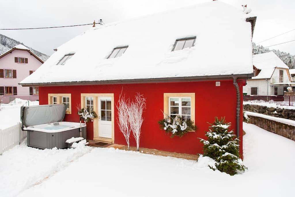 Doller Villa 4 stars Hot Tub Mountain Ski Ballon d'Alsace in Sewen, Parc naturel régional des Ballons des Vosges