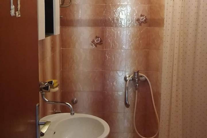 Ganze Wohnung, 2-Zimmer-Ferienwohnung am Strand Luka Dubrava, Peljesac in Dubrovnik-Neretva