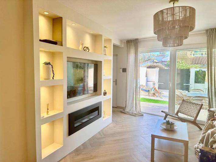 Holiday home for 8 people, with Balcony and Terrace as well as Garden and Pool in Benalmádena