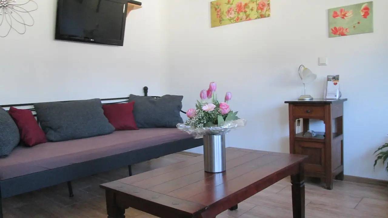 Ganze Ferienwohnung, Ferienwohnung für 2 Personen (45 m²) in Neumagen-Dhron in Neumagen-Dhron, Bernkastel-Kues & Umgebung