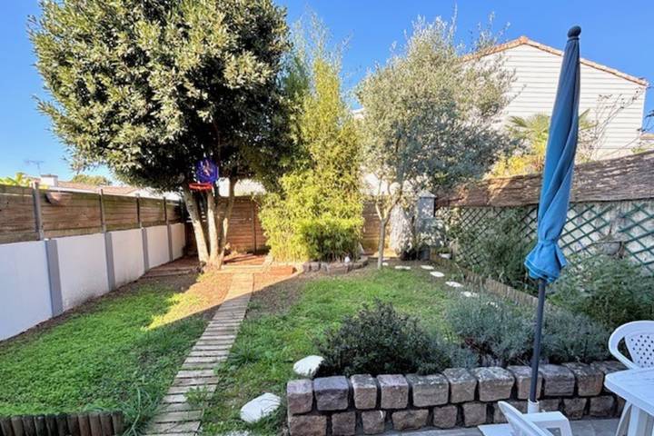 Maison de vacances pour 6 personnes, avec terrasse et jardin, adapté aux familles à La Rochelle