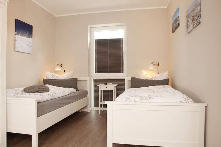 Villa für 17 Personen, mit Balkon und Garten sowie Sauna in Niedersachsen - 4