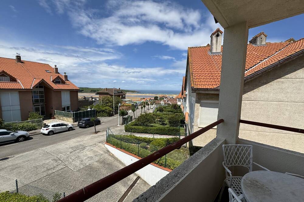Entire apartment, ¡Duplex con terraza en Mogro! in Mogro, Miengo