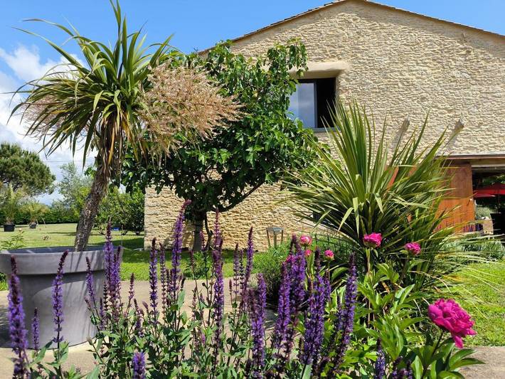 Location de vacances pour 7 personnes, avec vue ainsi que jardin et piscine dans Cartelègue - 3