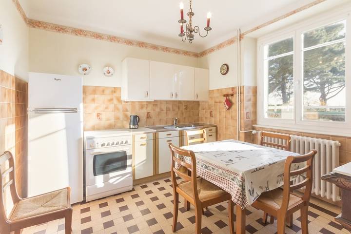 Gîte pour 6 personnes, avec piscine ainsi que jardin et sauna à Guidel - 4